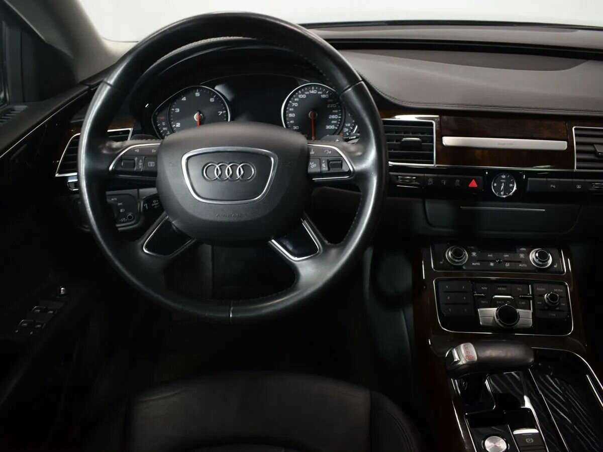 Audi A8 с пробегом — 2015 год. Фото: #10