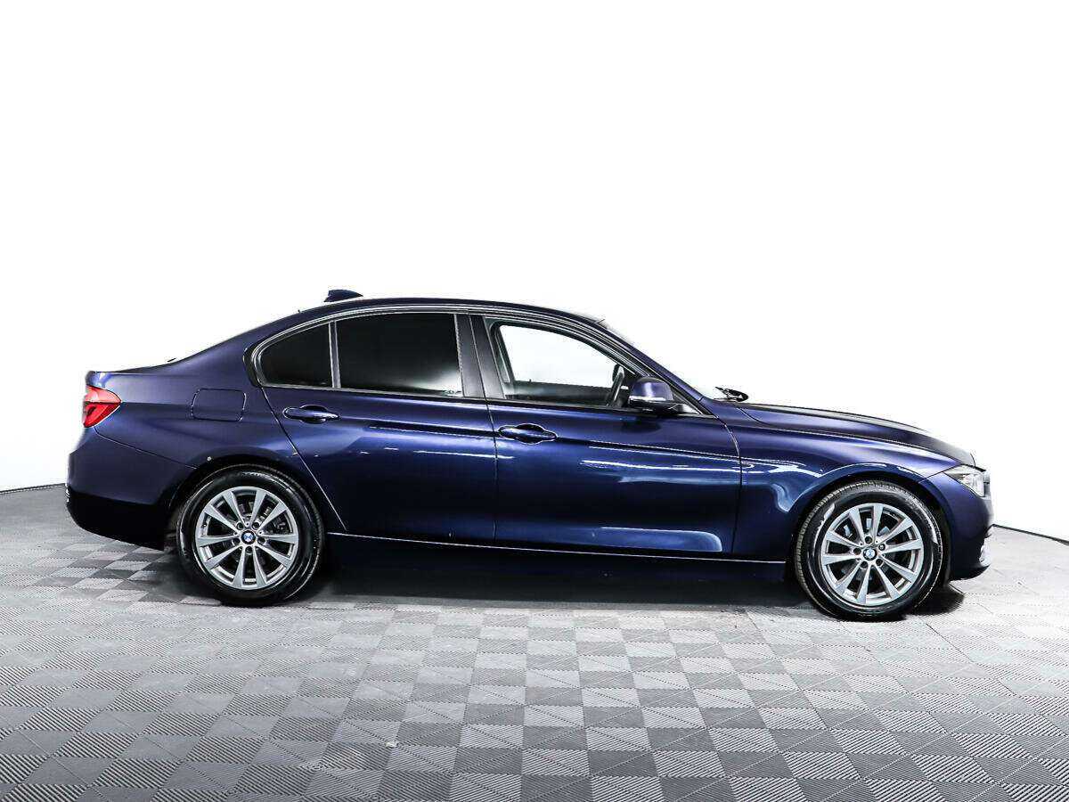 BMW 3 серии с пробегом — 2017 год. Фото: #3