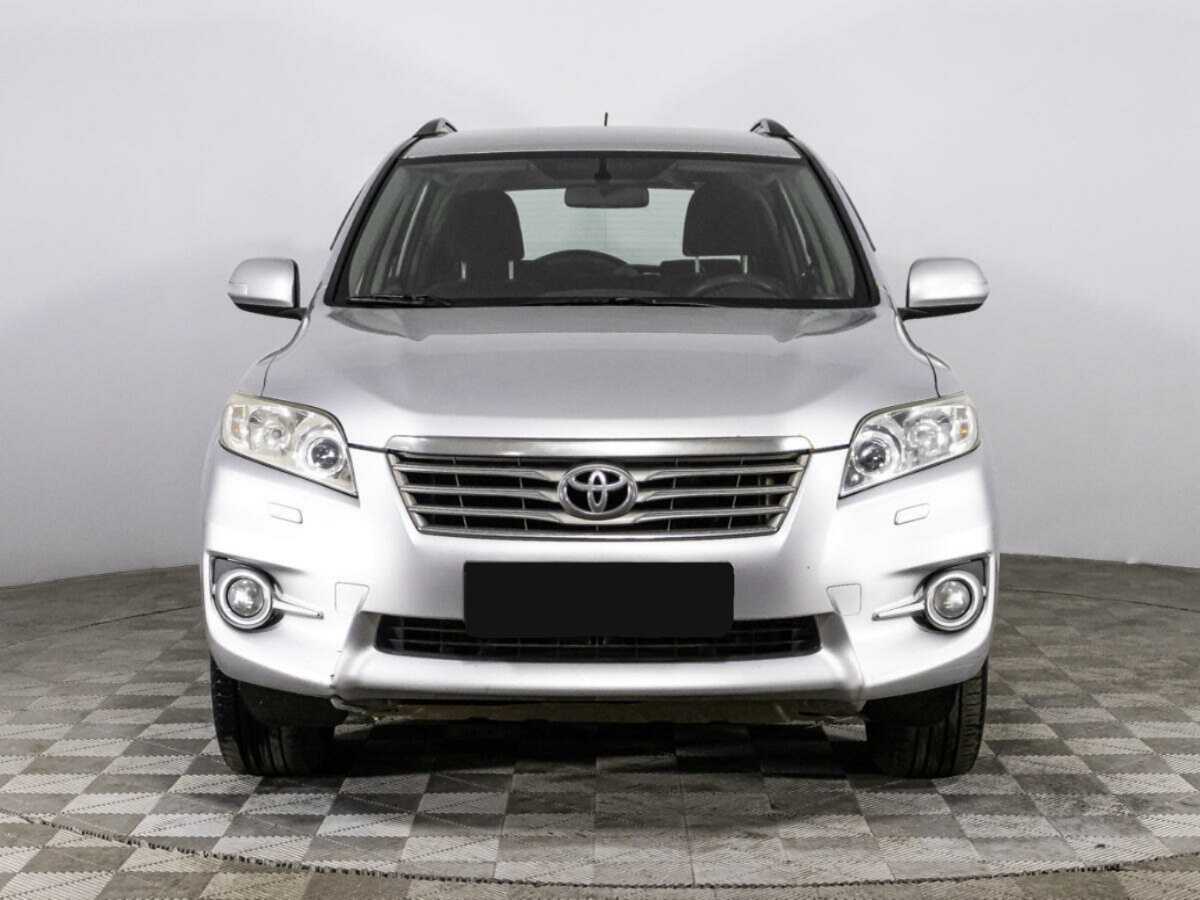 Toyota RAV4 с пробегом — 2012 год. Фото: #1