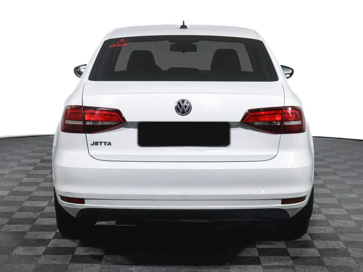Volkswagen Jetta с пробегом — 2016 год. Фото: #5