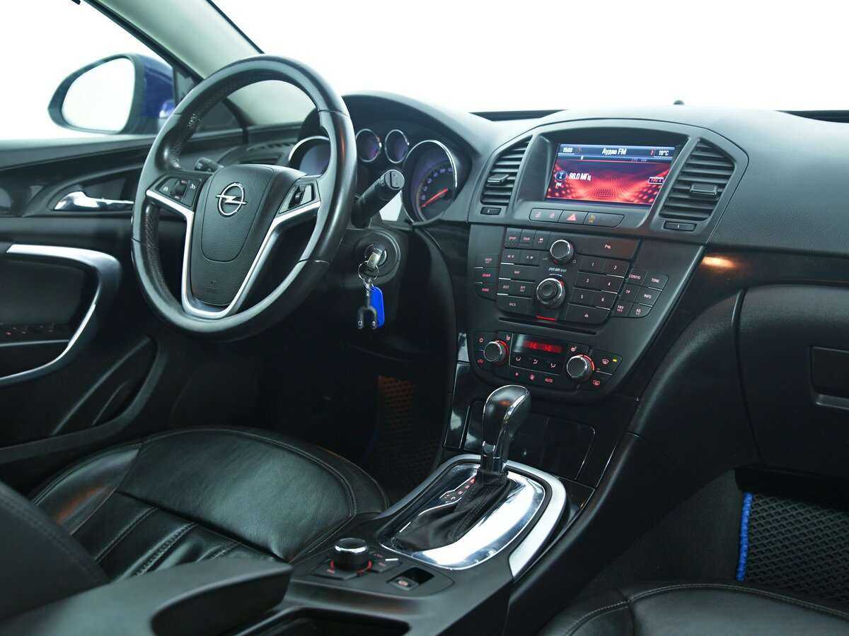 Opel Insignia с пробегом — 2009 год. Фото: #12