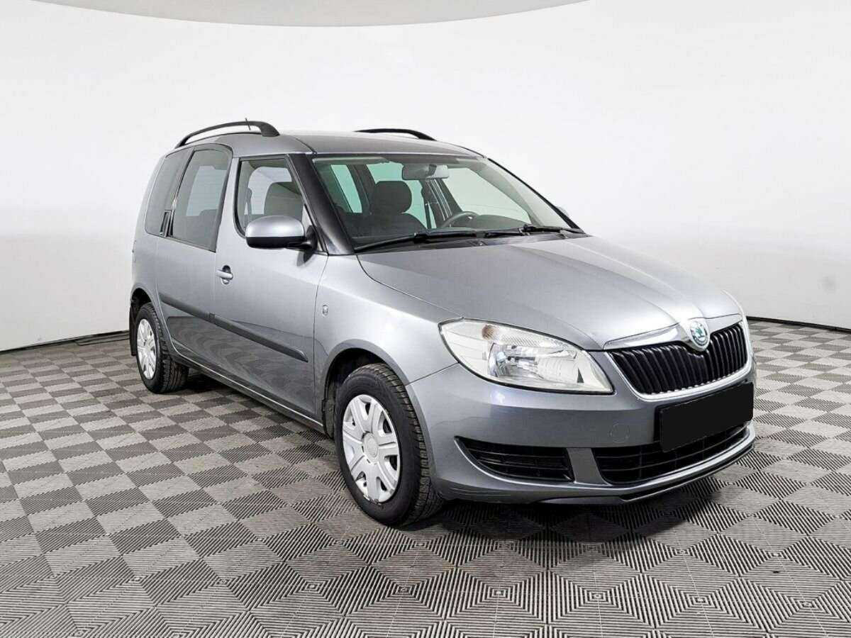 Skoda Roomster с пробегом — 2012 год. Фото: #2