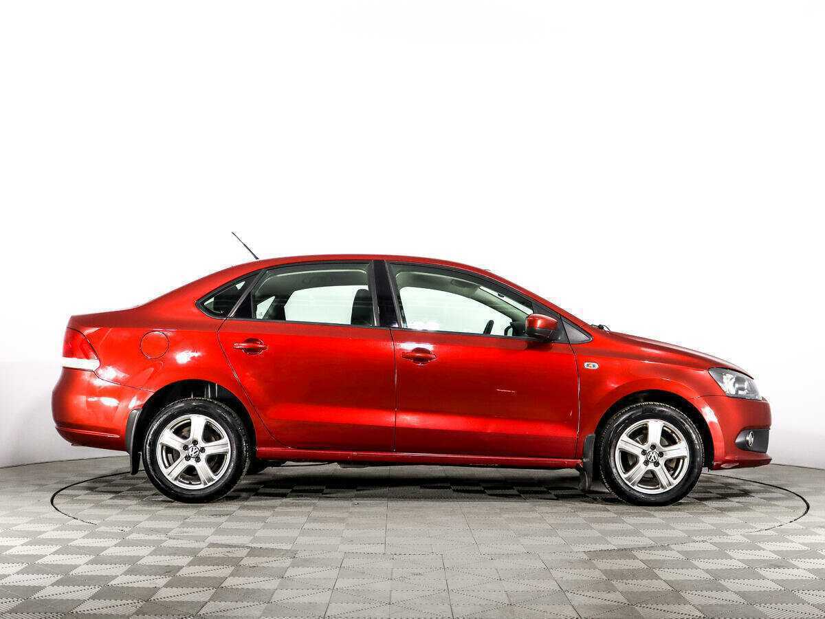 Volkswagen Polo с пробегом — 2010 год. Фото: #3