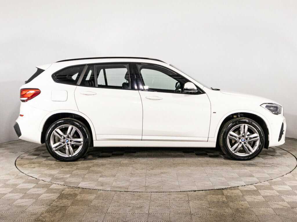 BMW X1 с пробегом — 2021 год. Фото: #3