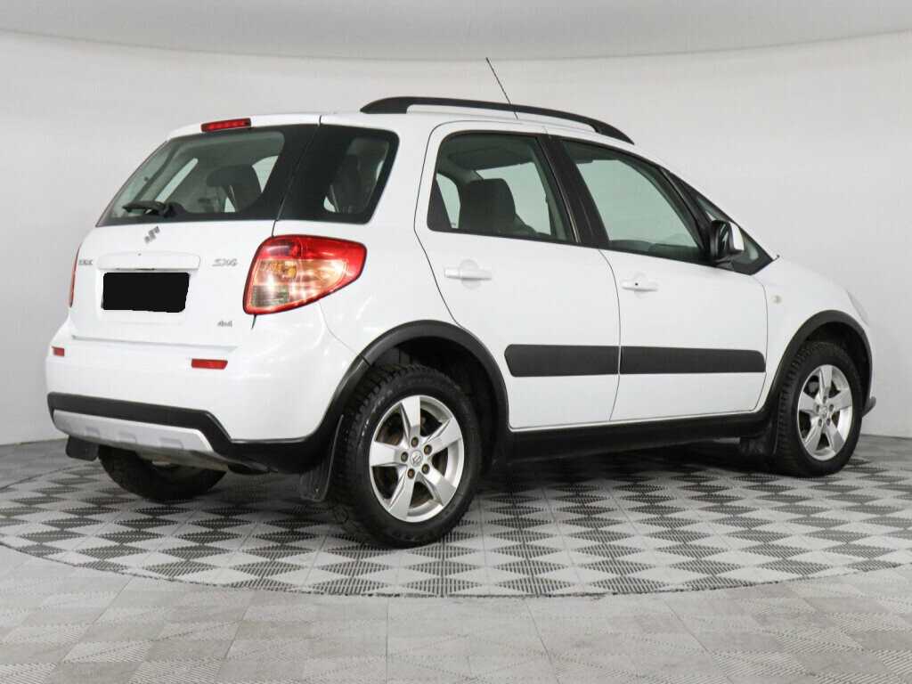 Suzuki SX4 с пробегом — 2011 год. Фото: #4