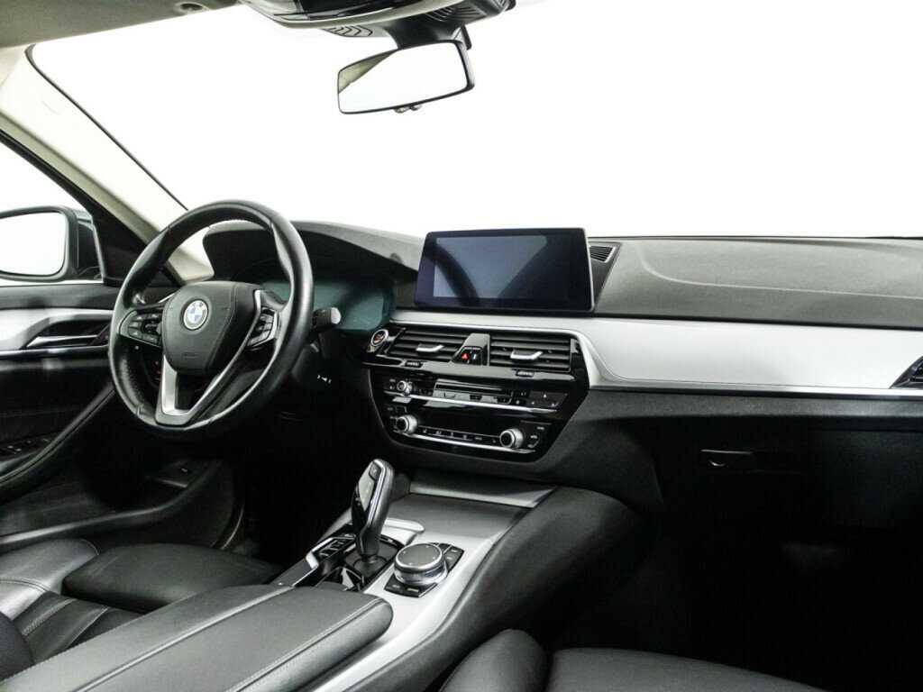 BMW 5 серии с пробегом — 2018 год. Фото: #8