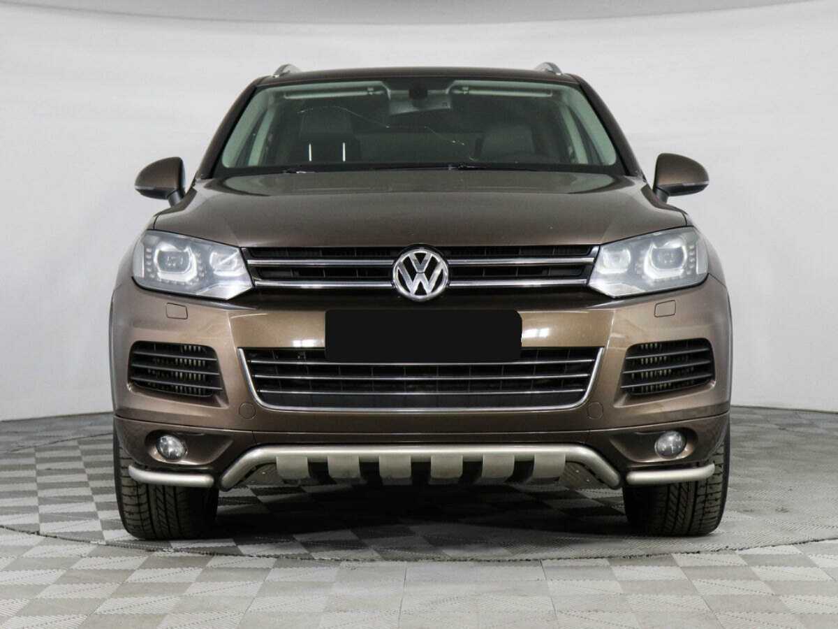 Volkswagen Touareg с пробегом — 2010 год. Фото: #1