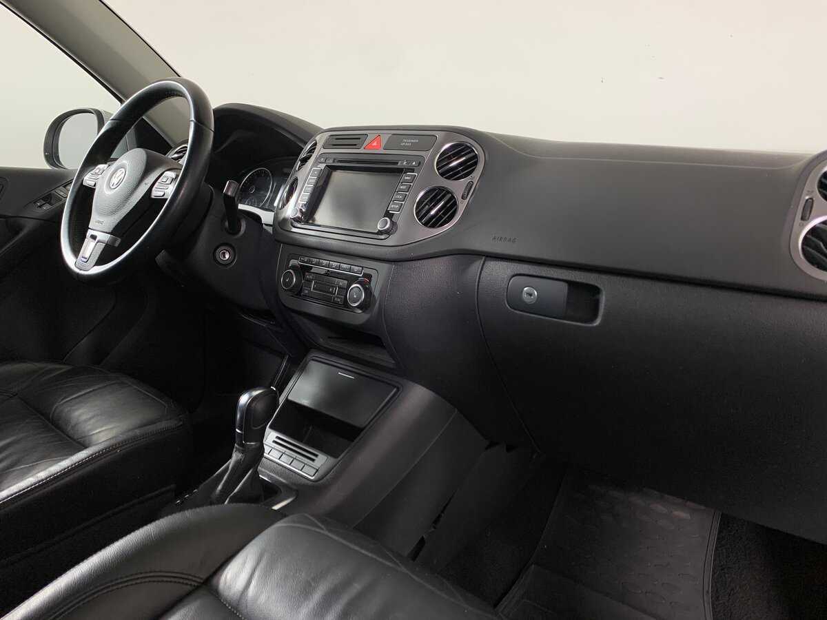 Volkswagen Tiguan с пробегом — 2011 год. Фото: #13