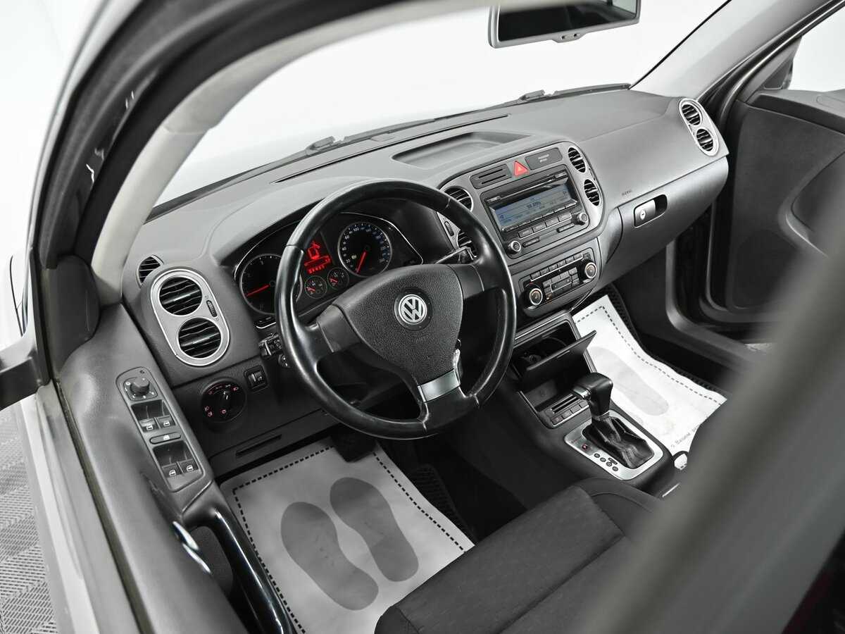 Volkswagen Tiguan с пробегом — 2009 год. Фото: #6