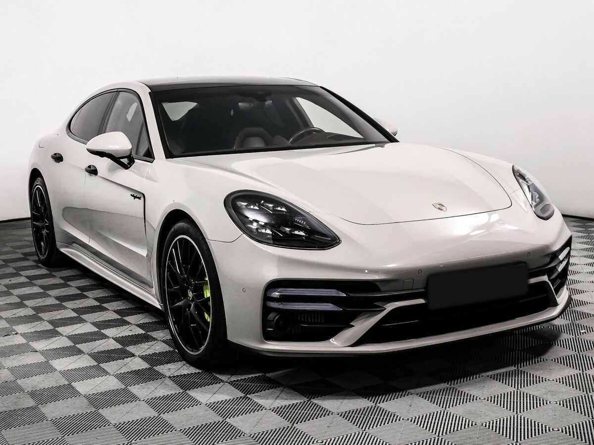 Porsche Panamera с пробегом — 2021 год. Фото: #2