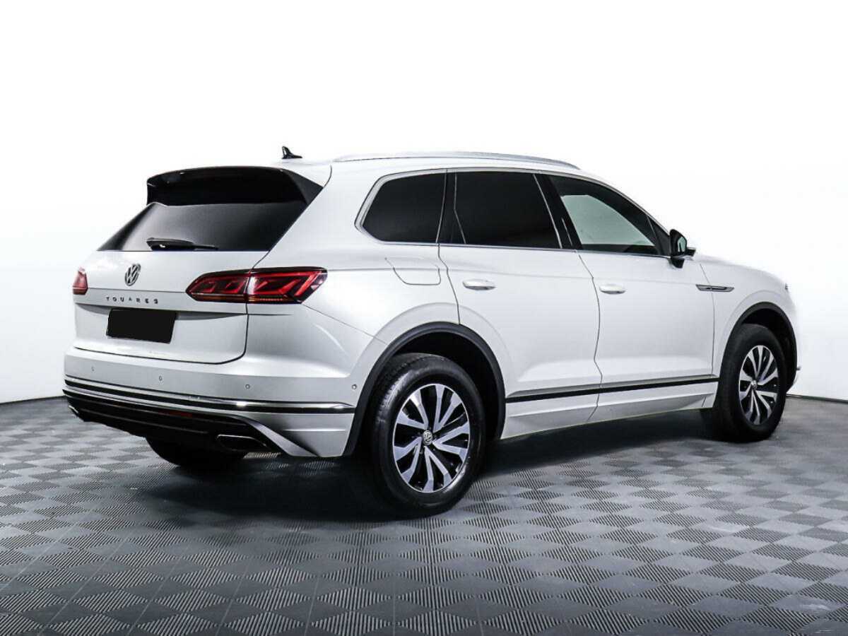 Volkswagen Touareg с пробегом — 2020 год. Фото: #3