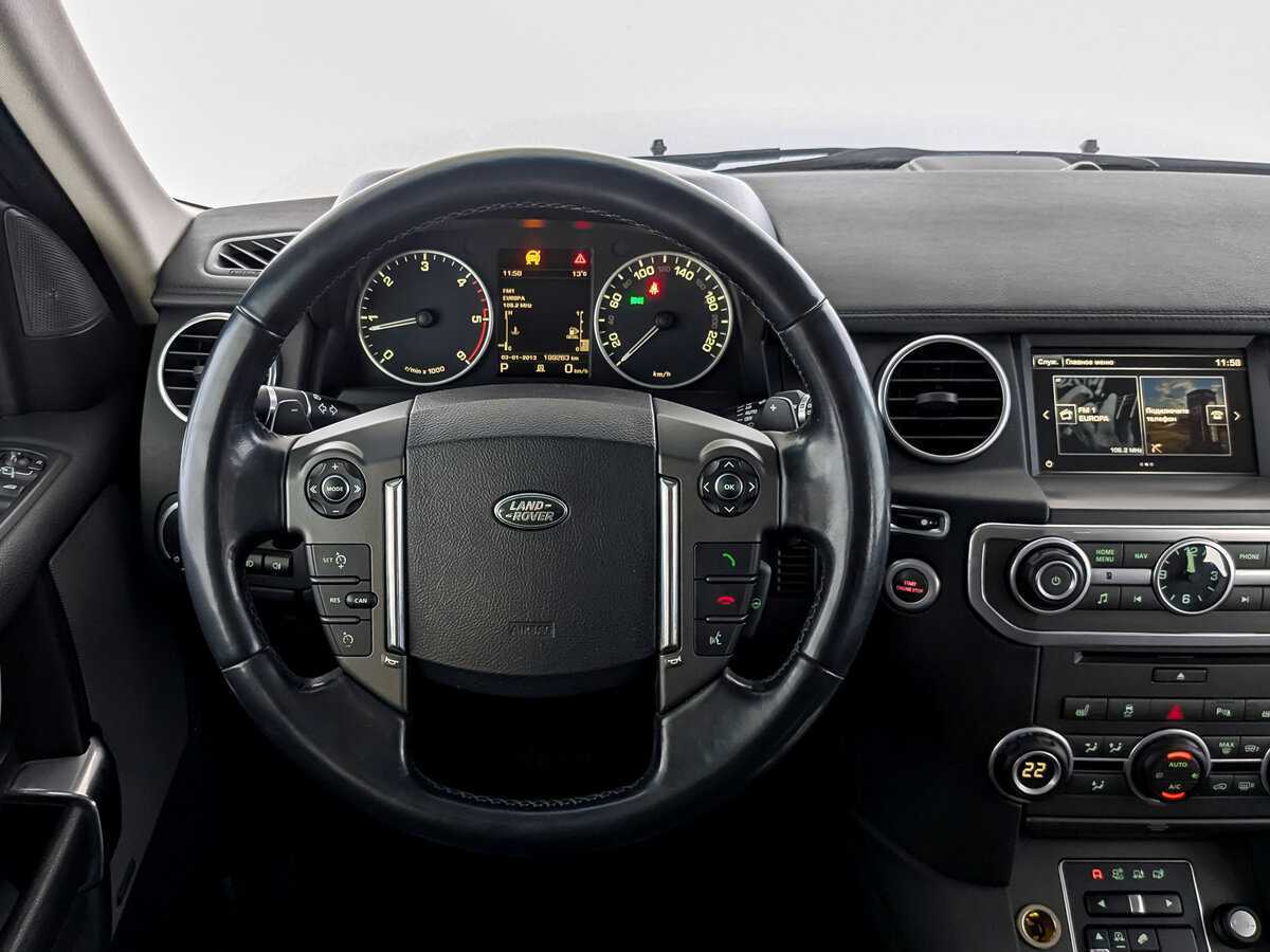Land Rover Discovery с пробегом — 2015 год. Фото: #17