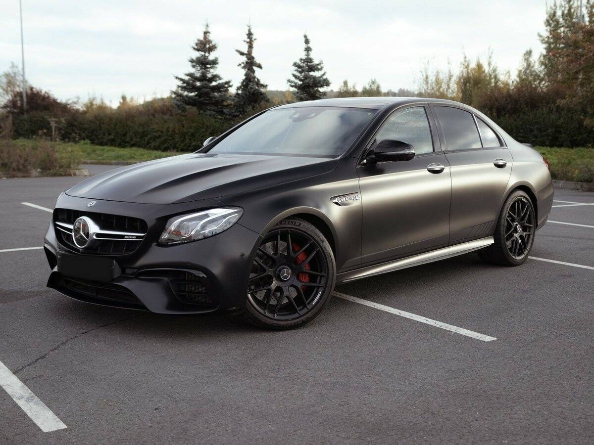 Mercedes-Benz E-Класс AMG с пробегом — 2017 год. Фото: #0