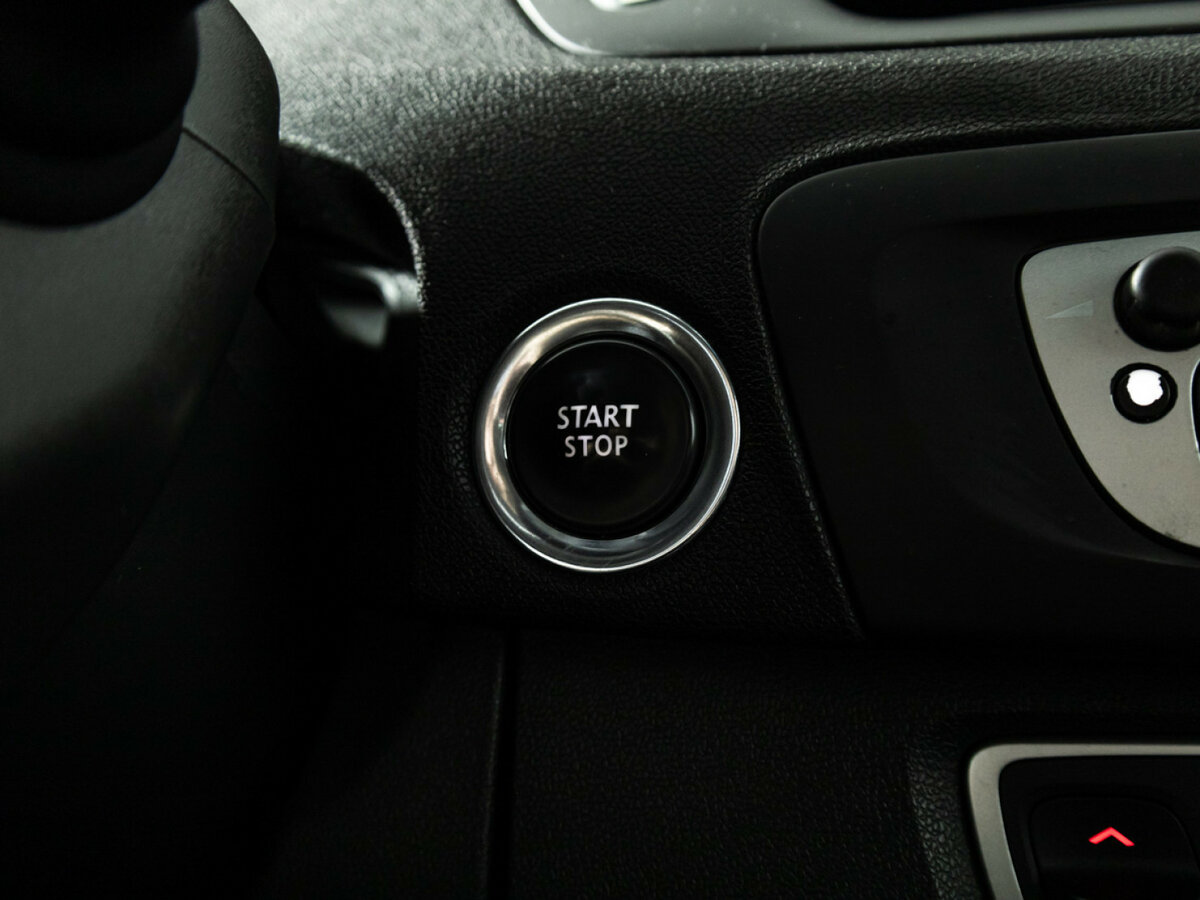 Renault Scenic с пробегом — 2012 год. Фото: #13