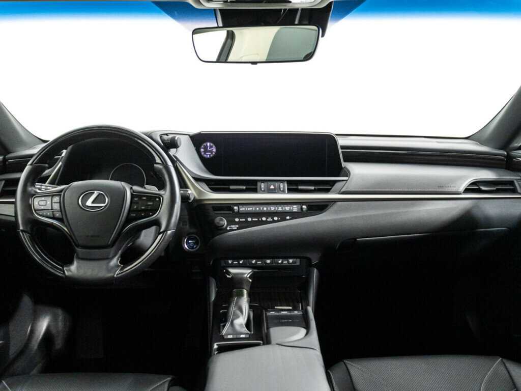 Lexus ES с пробегом — 2020 год. Фото: #12