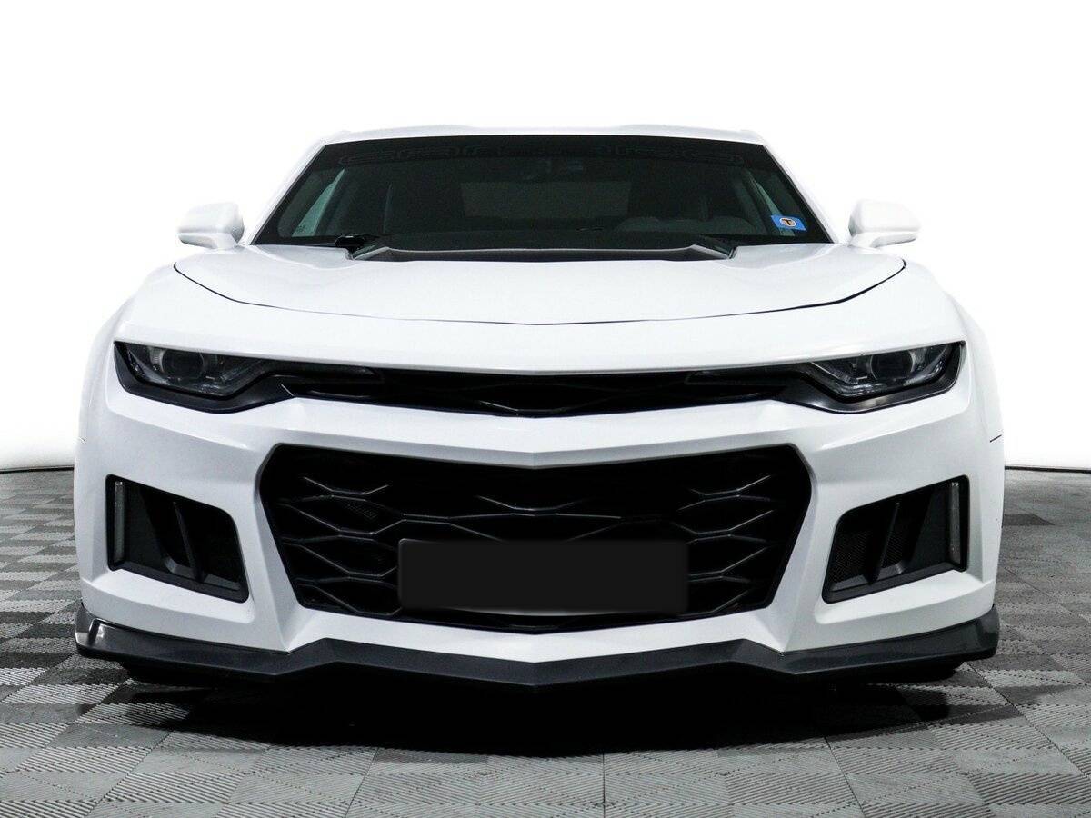 Chevrolet Camaro с пробегом — 2020 год. Фото: #1