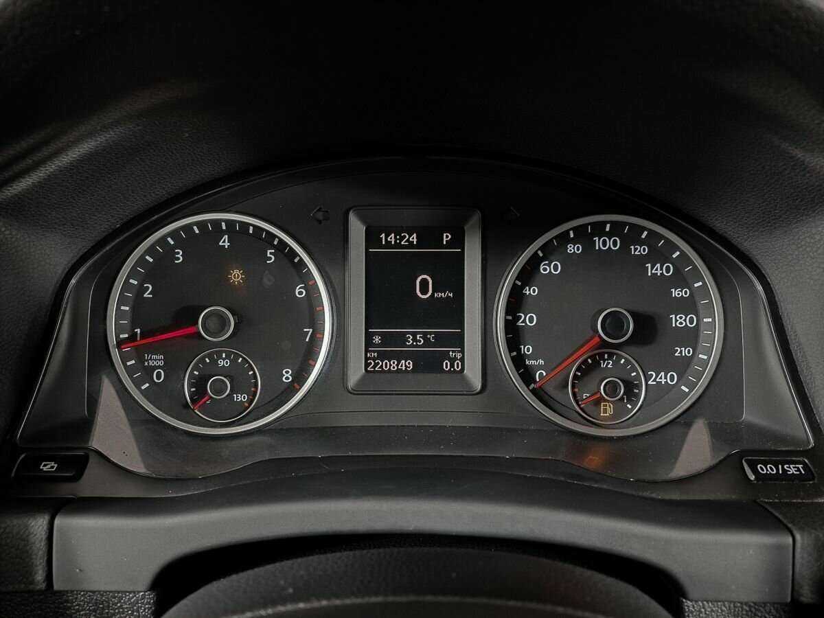 Volkswagen Tiguan с пробегом — 2010 год. Фото: #10