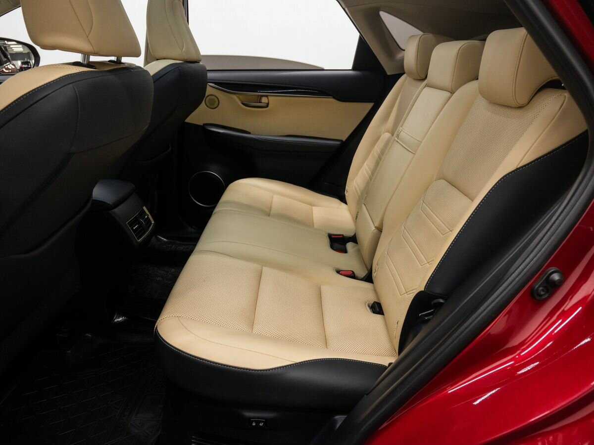 Lexus NX с пробегом — 2015 год. Фото: #14