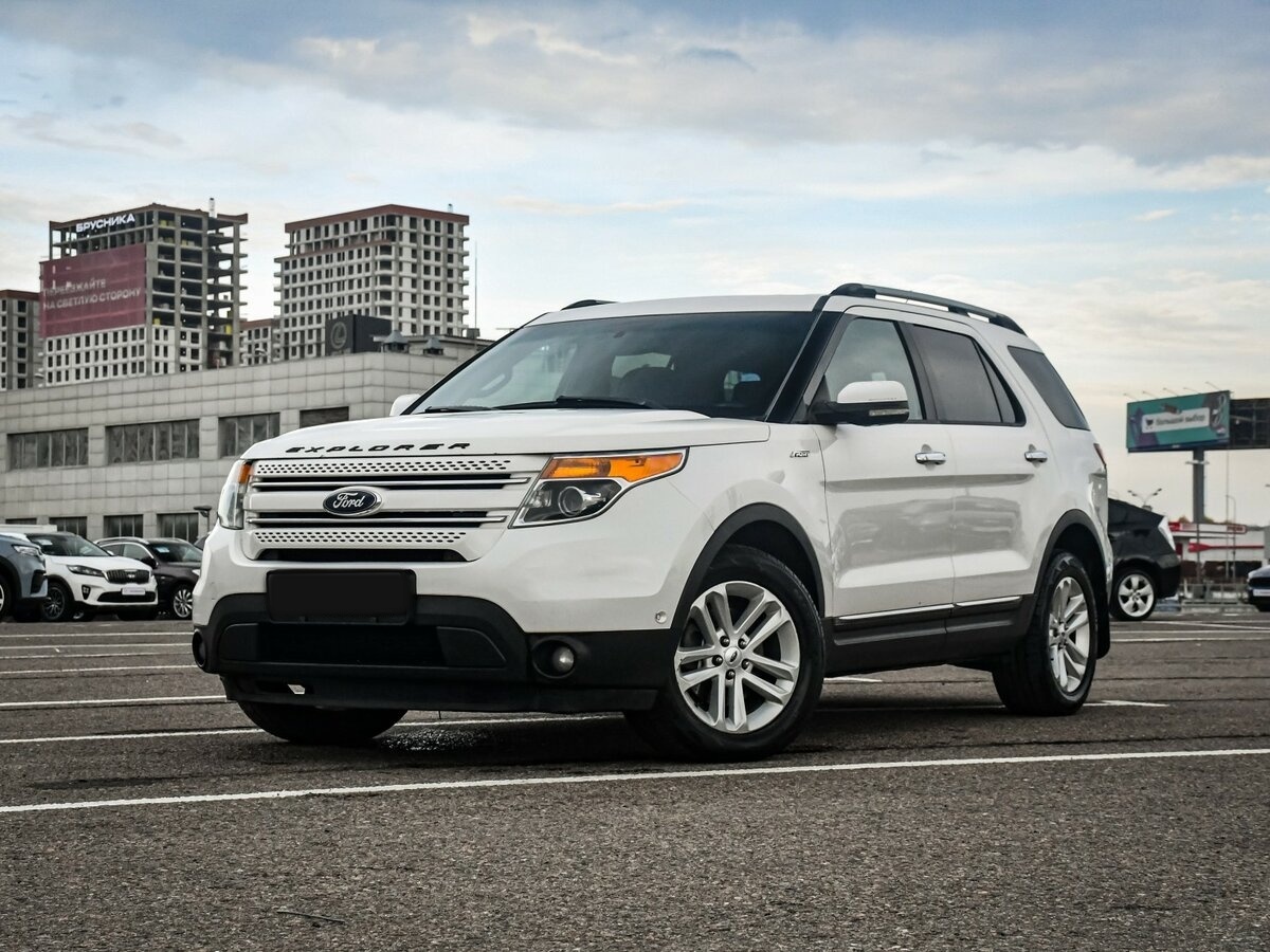 Ford Explorer с пробегом — 2012 год. Фото: #0