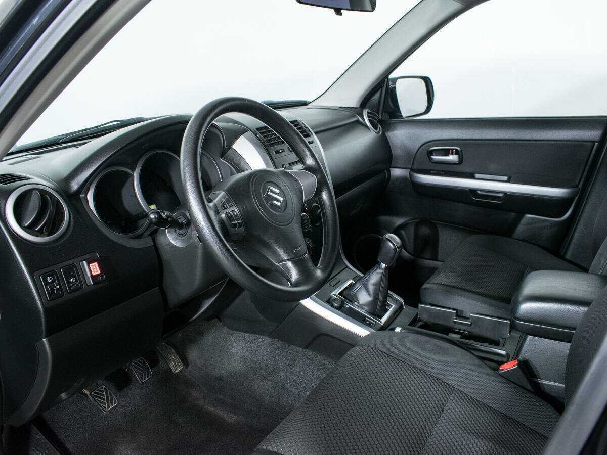 Suzuki Grand Vitara с пробегом — 2008 год. Фото: #12