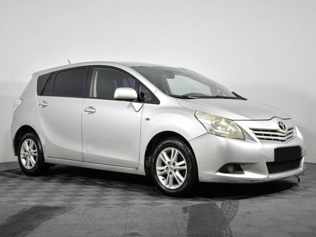 Toyota Verso с пробегом — 2010 год. Фото: #2