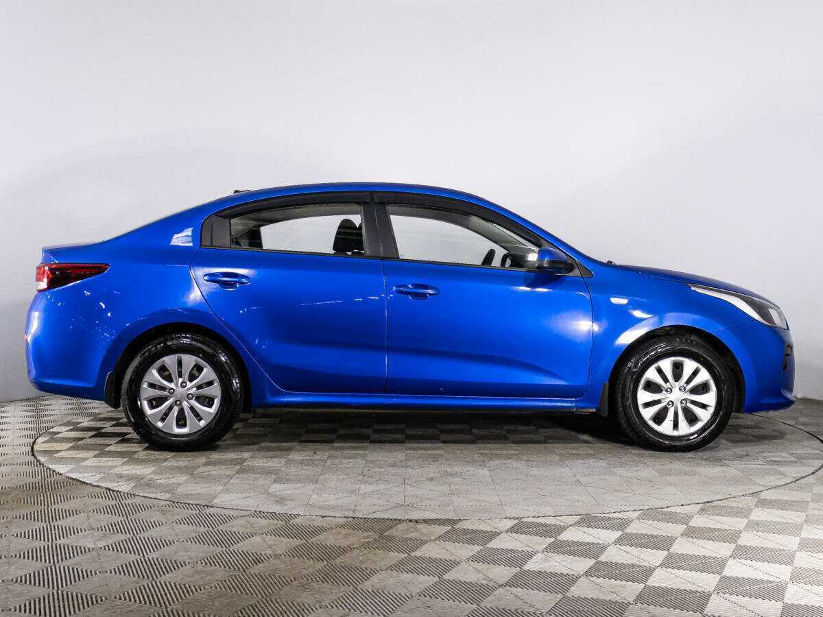 Kia Rio с пробегом — 2017 год. Фото: #3