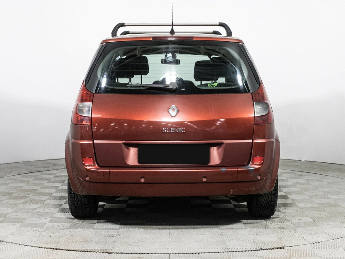 Renault Scenic с пробегом — 2008 год. Фото: #5