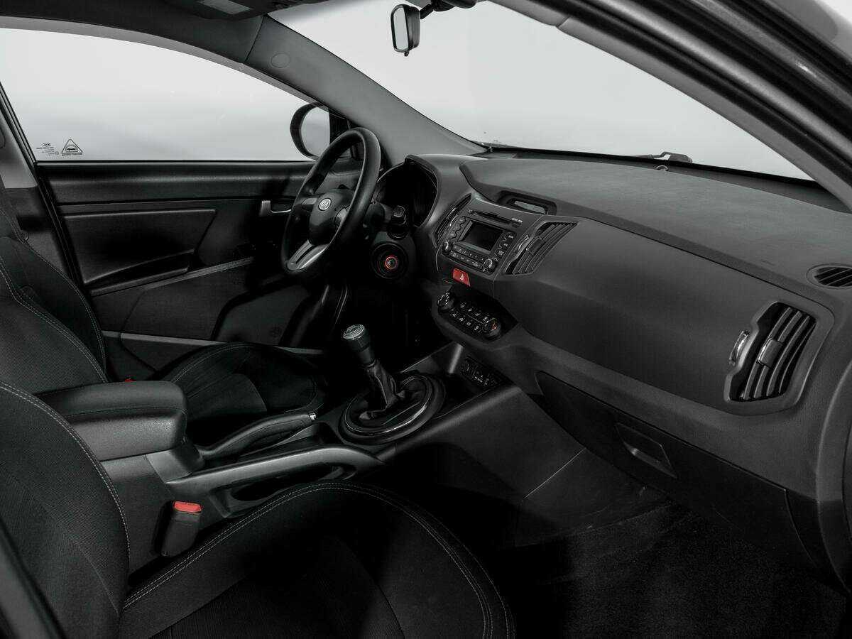 Kia Sportage с пробегом — 2010 год. Фото: #8