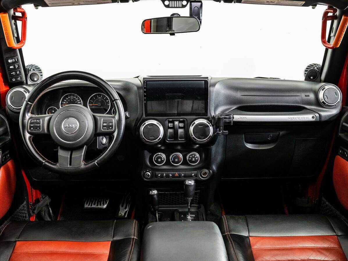 Jeep Wrangler с пробегом — 2011 год. Фото: #11