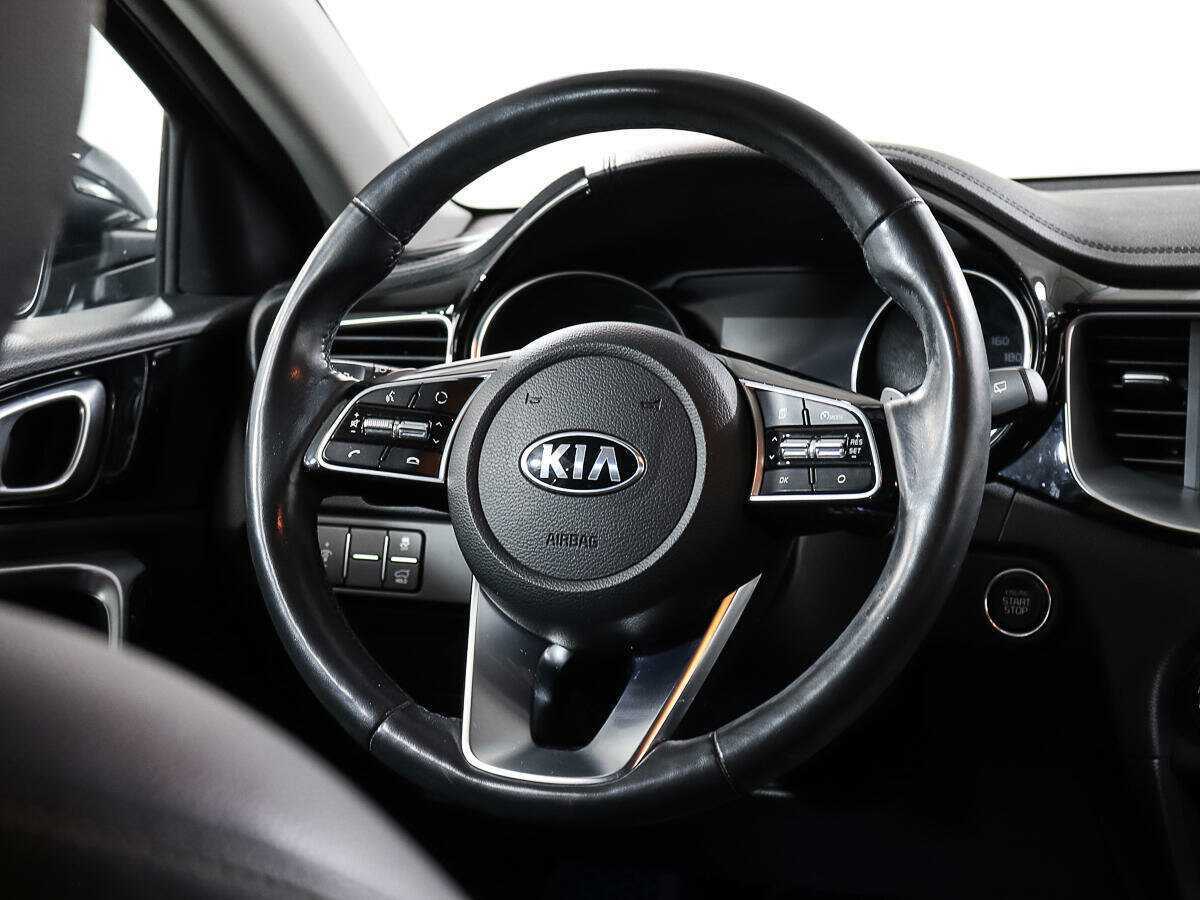 Kia XCeed с пробегом — 2020 год. Фото: #13