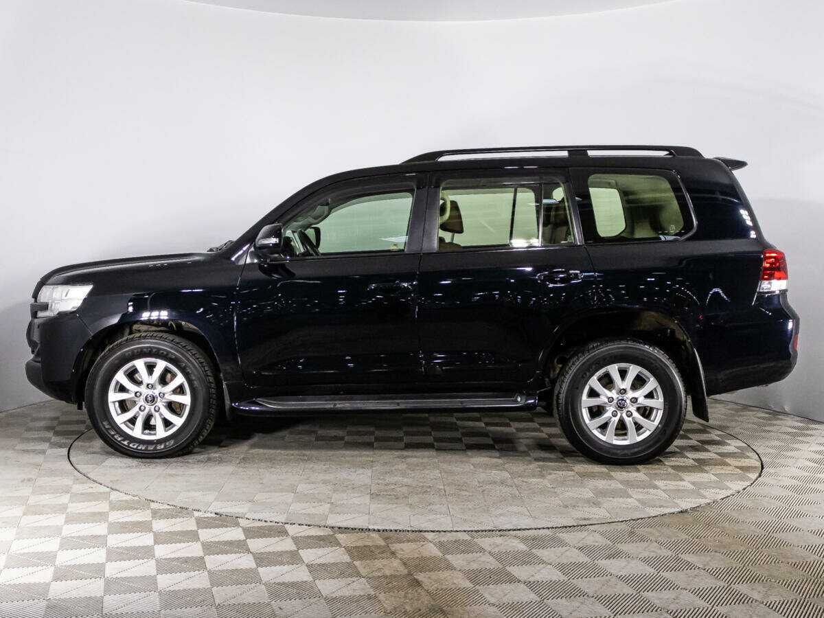 Toyota Land Cruiser с пробегом — 2016 год. Фото: #6
