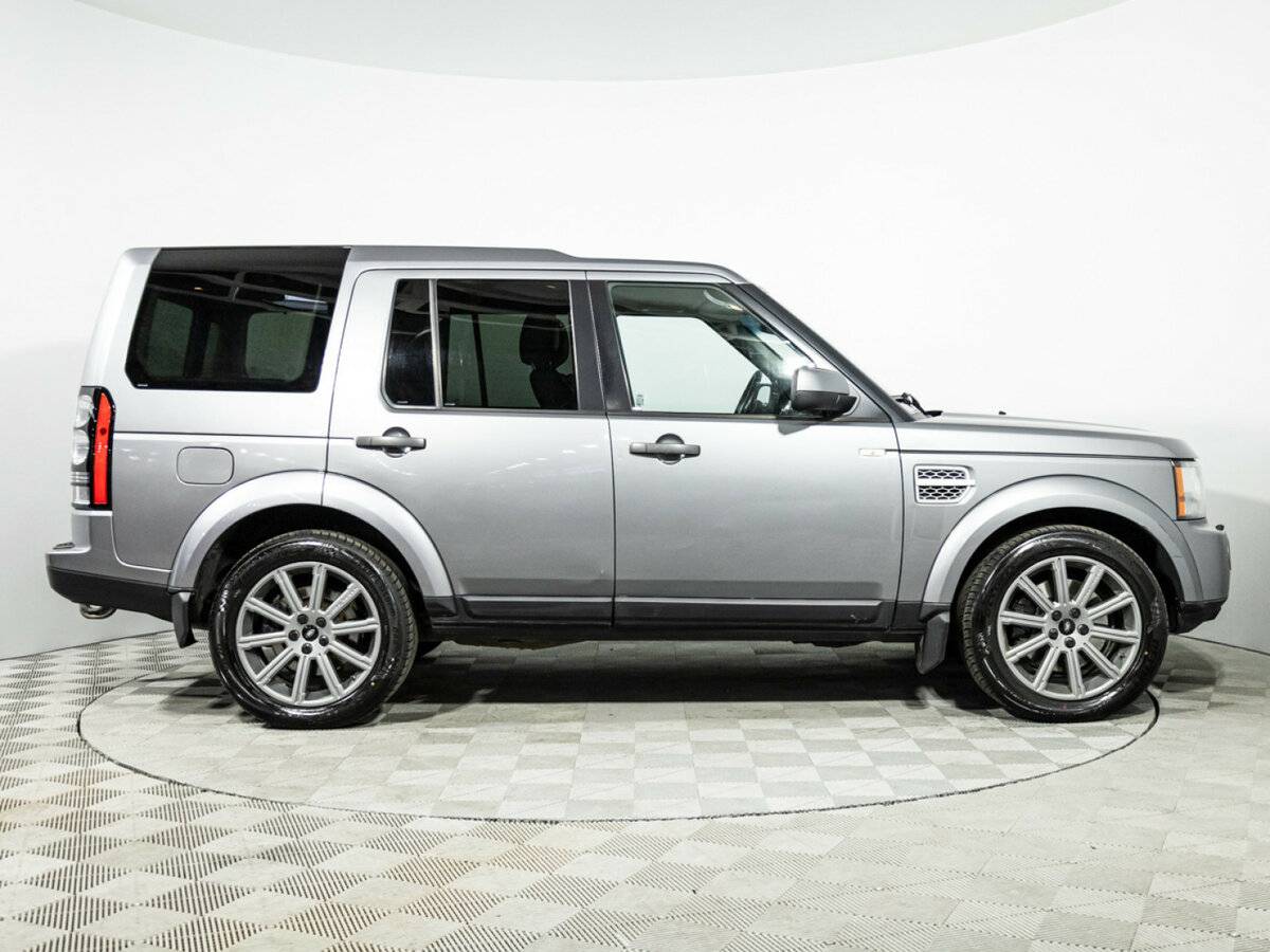 Land Rover Discovery с пробегом — 2013 год. Фото: #3