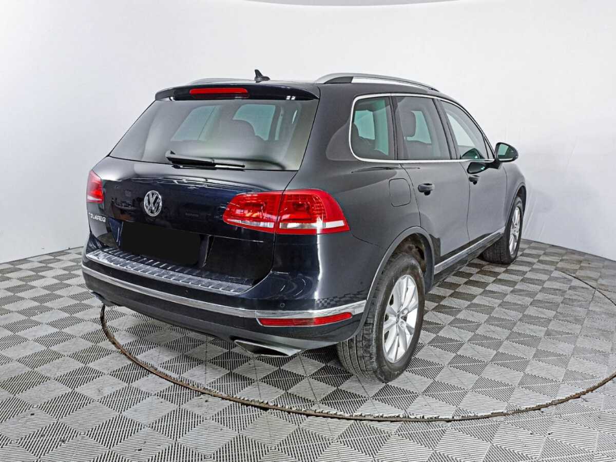 Volkswagen Touareg с пробегом — 2016 год. Фото: #3