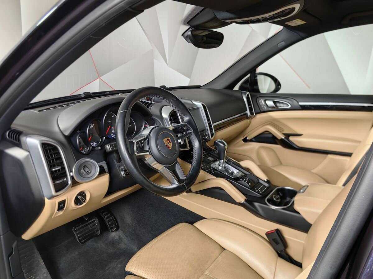 Porsche Cayenne с пробегом — 2018 год. Фото: #12