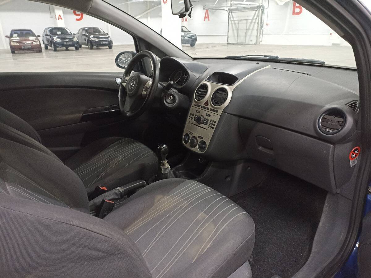 Opel Corsa с пробегом — 2007 год. Фото: #10