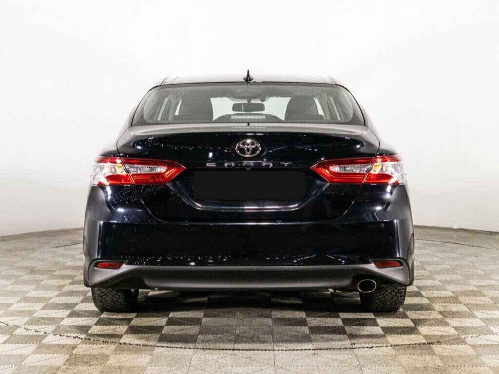 Toyota Camry с пробегом — 2021 год. Фото: #5