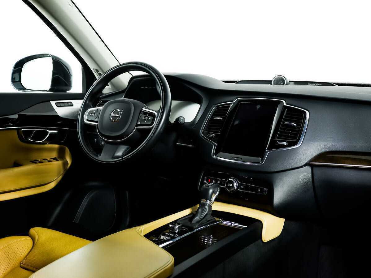Volvo XC90 с пробегом — 2015 год. Фото: #8