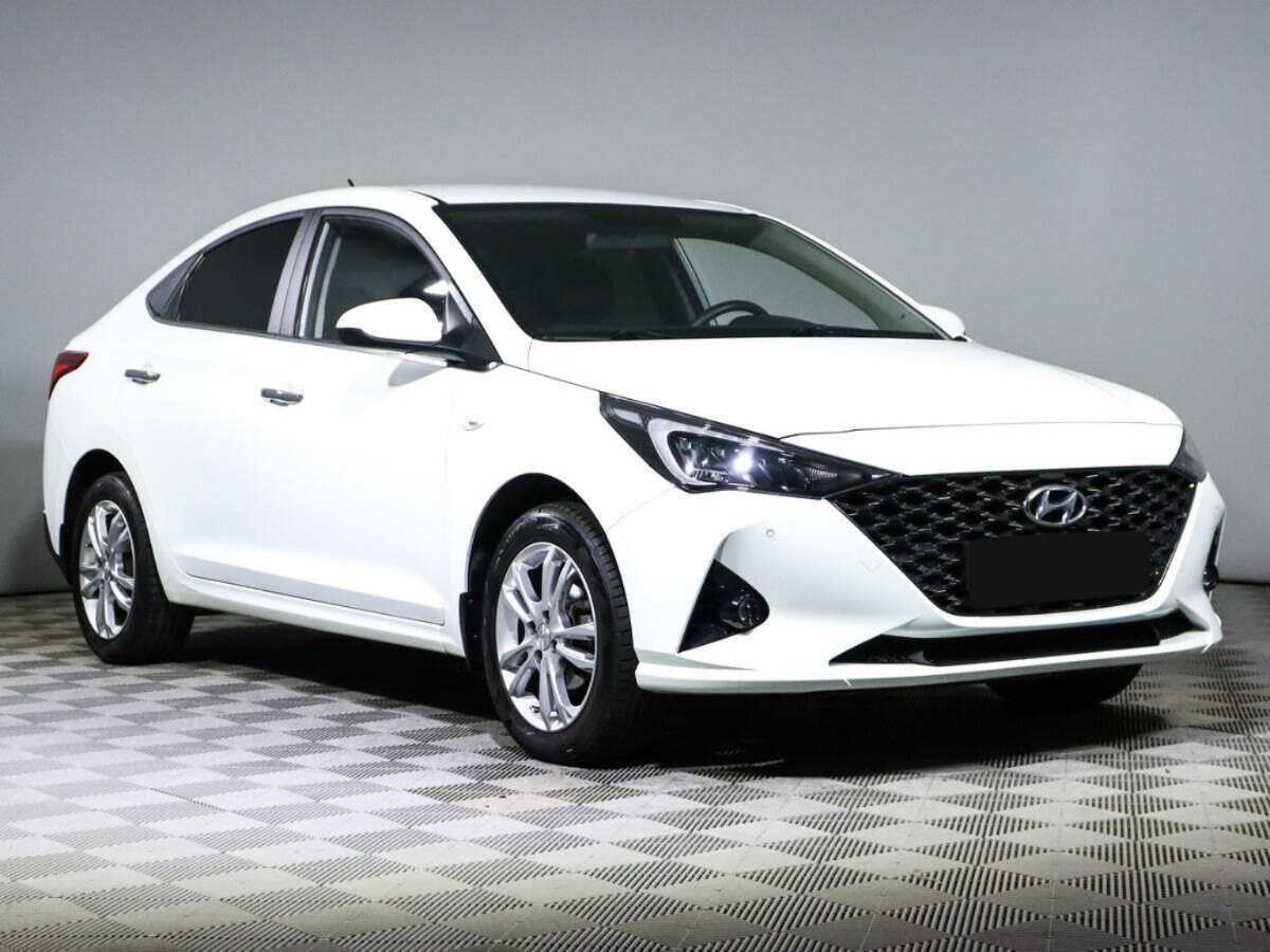 Hyundai Solaris с пробегом — 2020 год. Фото: #2