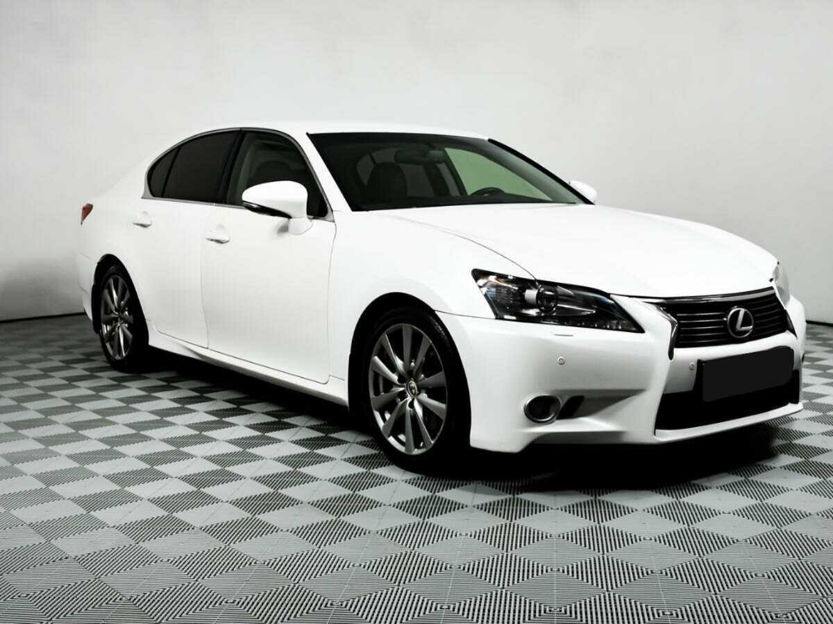 Lexus GS с пробегом — 2012 год. Фото: #2