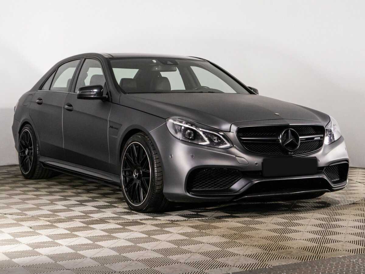 Mercedes-Benz E-Класс AMG с пробегом — 2014 год. Фото: #2