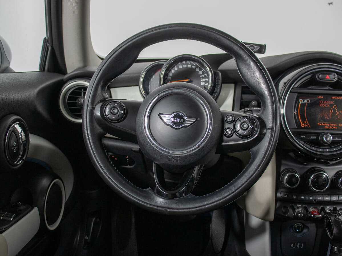 Mini Hatch с пробегом — 2014 год. Фото: #14