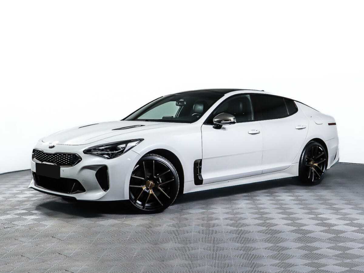 Kia Stinger с пробегом — 2018 год. Посмотреть фото