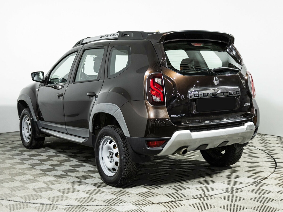Renault Duster с пробегом — 2015 год. Фото: #6