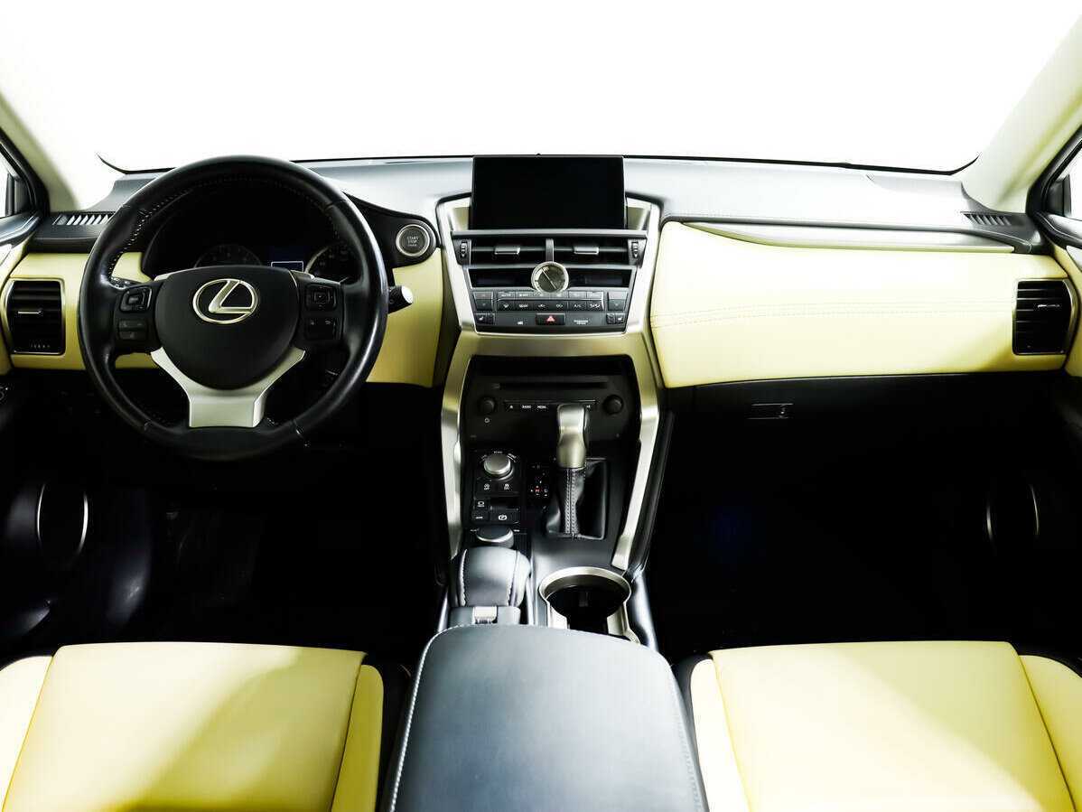 Lexus NX с пробегом — 2016 год. Фото: #10
