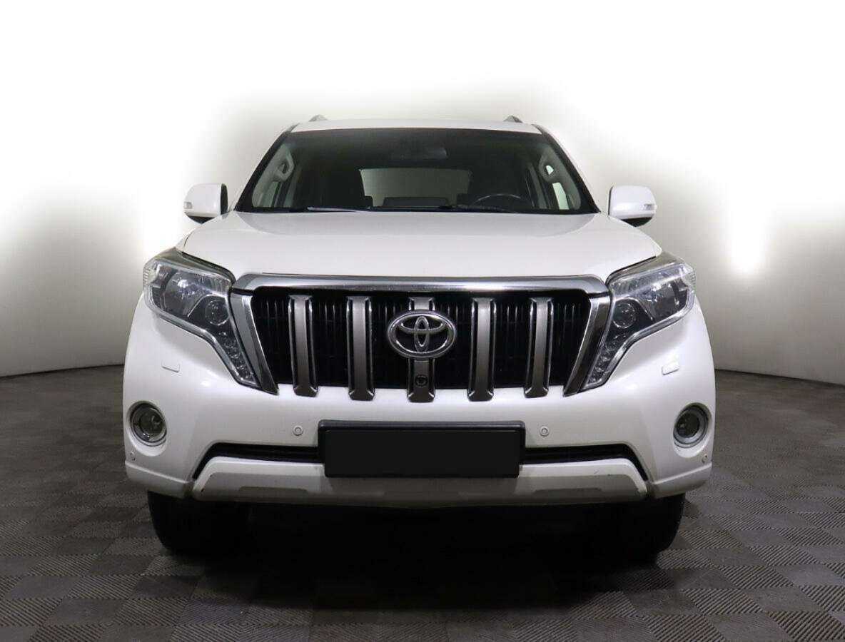 Toyota Land Cruiser Prado с пробегом — 2015 год. Фото: #0