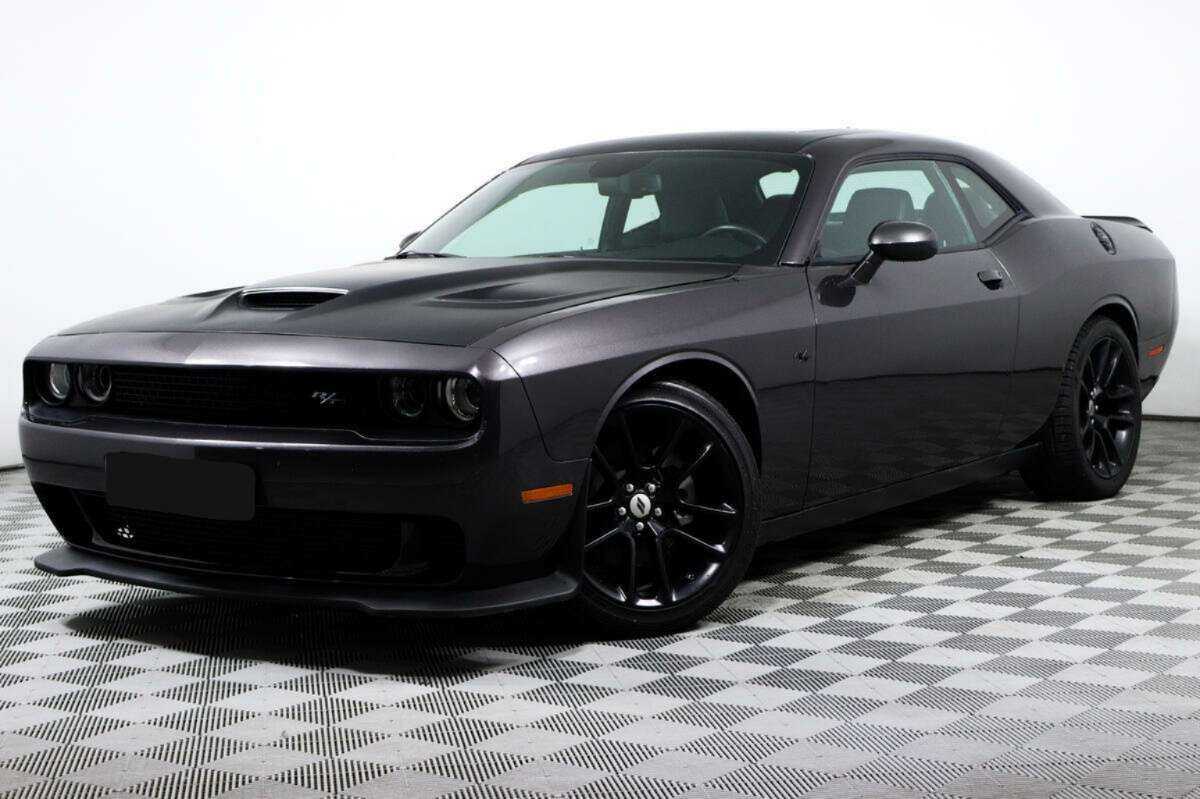 Dodge Challenger с пробегом — 2020 год. Посмотреть фото