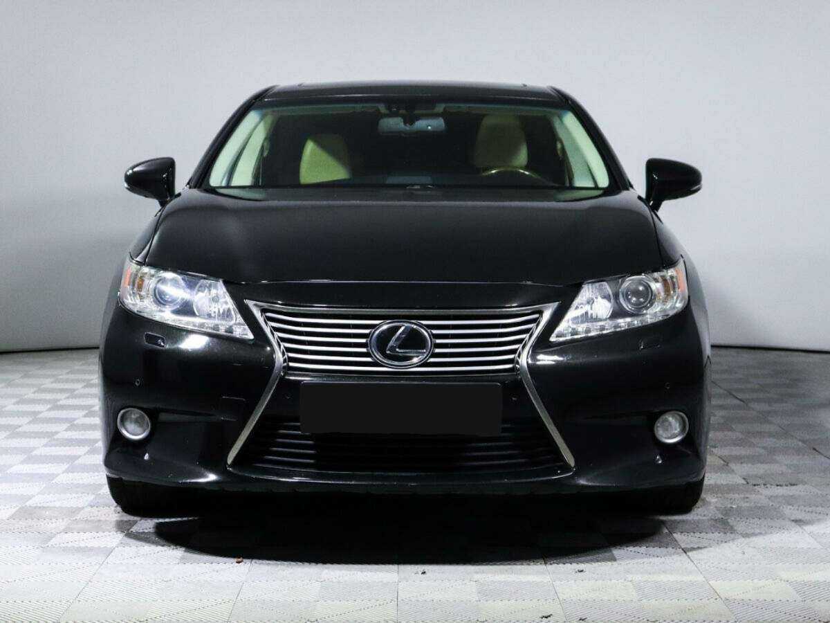 Lexus ES с пробегом — 2013 год. Фото: #1