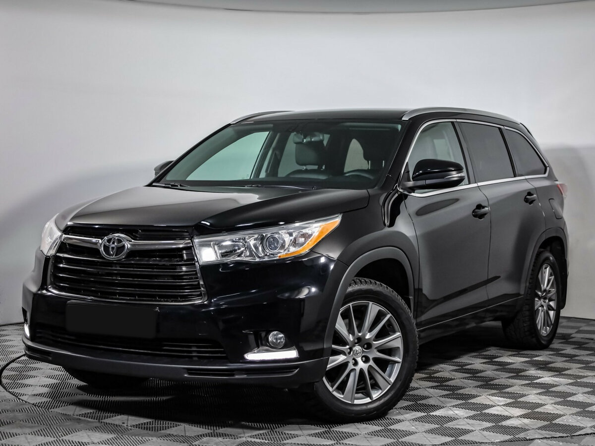 Toyota Highlander с пробегом — 2015 год. Фото: #0