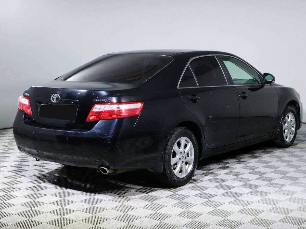 Toyota Camry с пробегом — 2011 год. Фото: #4