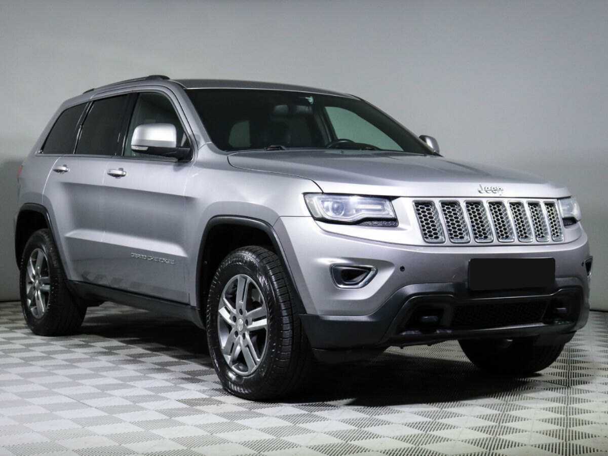 Jeep Grand Cherokee с пробегом — 2013 год. Фото: #2